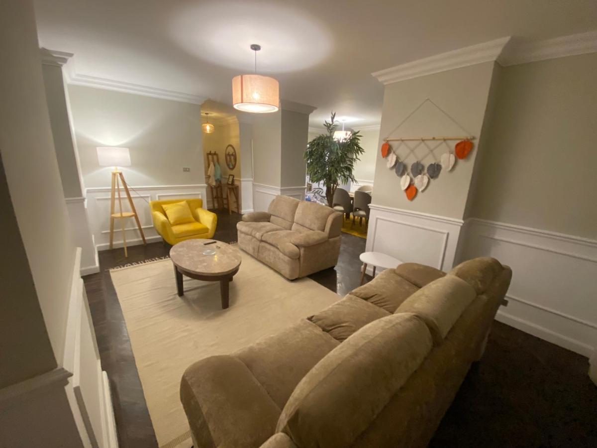 Lovely 2 Bedroom By The Nile *