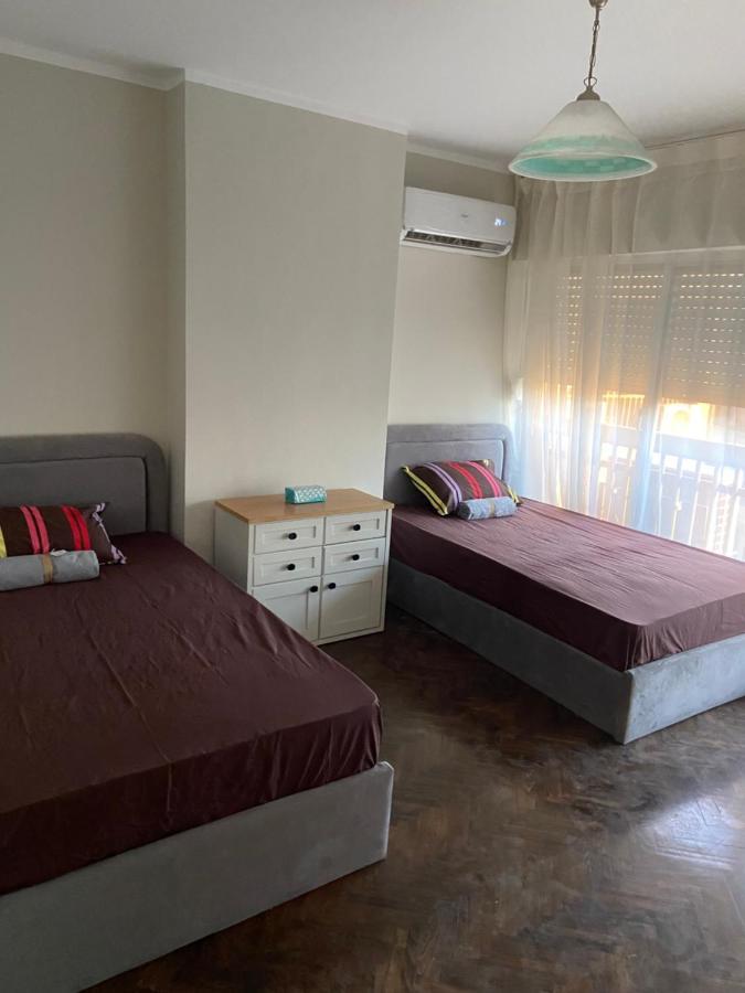 Lovely 2 Bedroom By The Nile Apartment *
